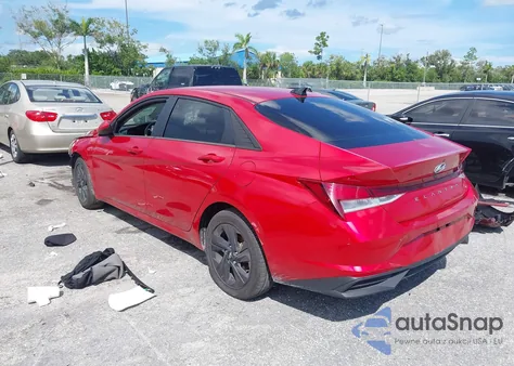 2022 Hyundai Elantra Sel z USA, uszkodzony, nr VIN 5NPLS4AG0NH069940